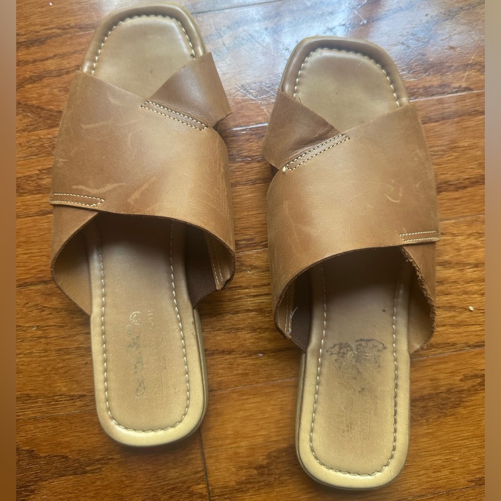 Coach and Four Tan Crossband Slide Mules Size 6.5